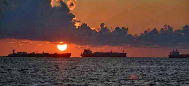 sunrise ove water